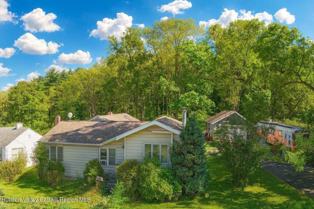 112 Glen Street, Kingston, NY 12401 - Photo 14 of 16