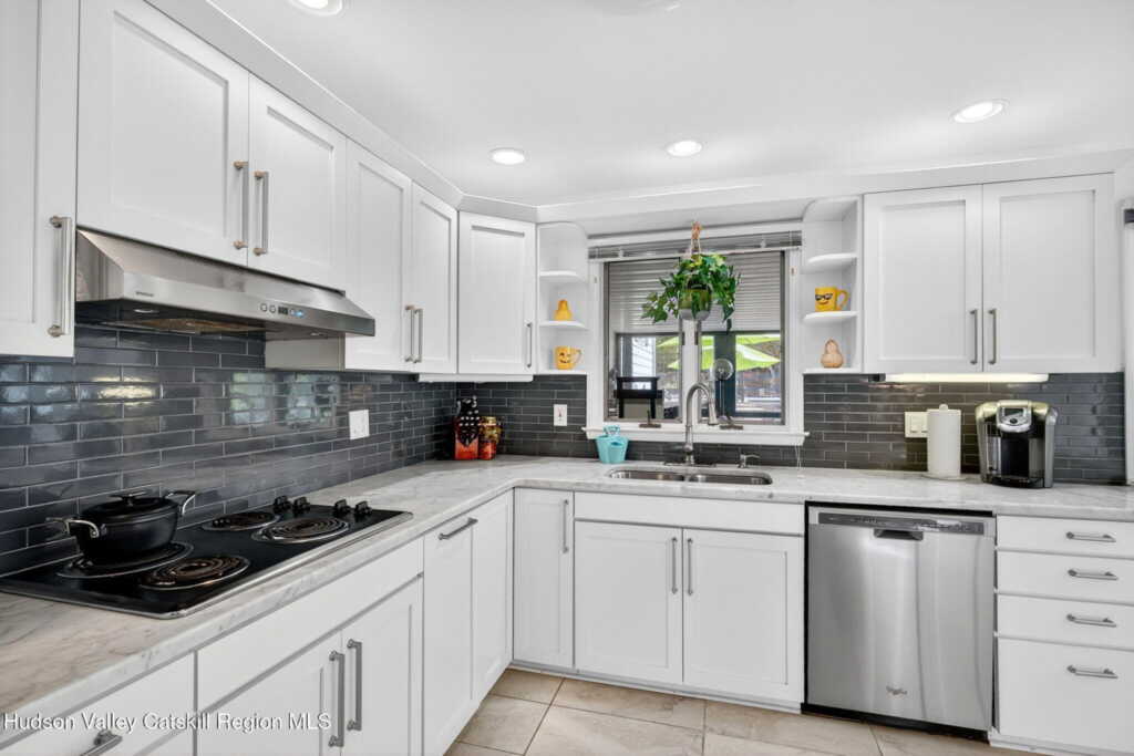 179 Hilltop Drive, Hurley, NY 12443 - Photo 16 of 50