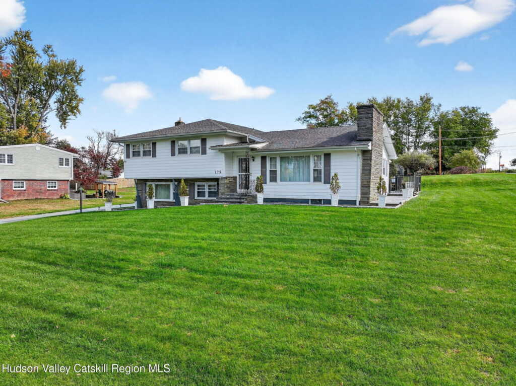 179 Hilltop Drive, Hurley, NY 12443 - Photo 3 of 50