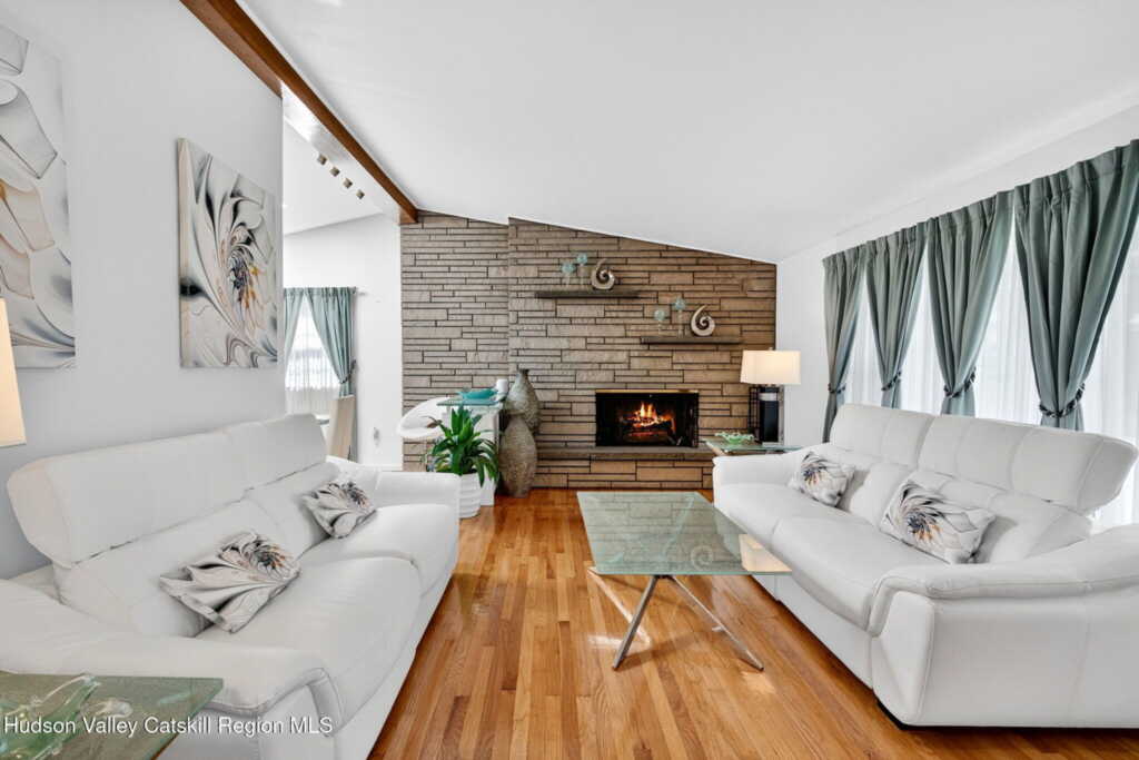 179 Hilltop Drive, Hurley, NY 12443 - Photo 7 of 50