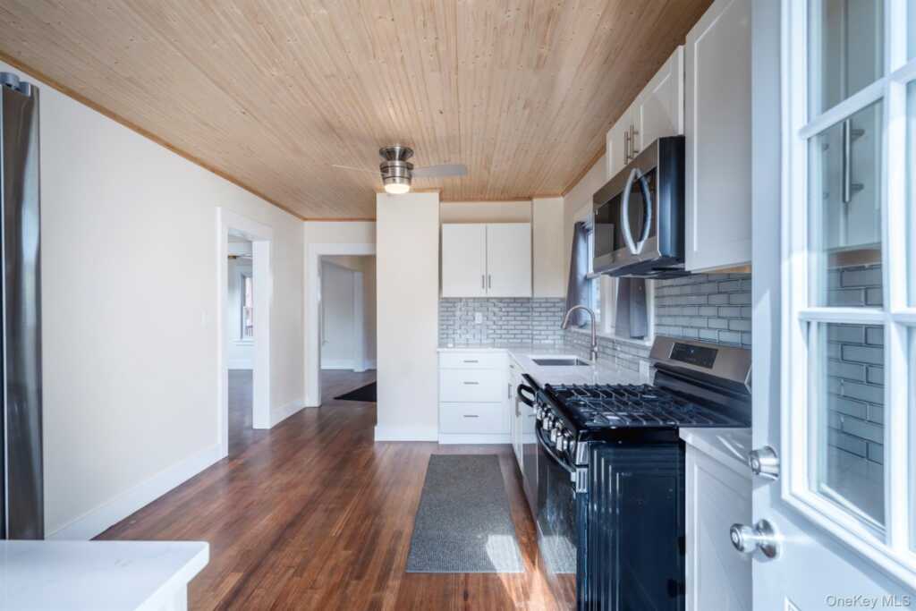 86 Stephan, Kingston, NY 12401 - Photo 17 of 39