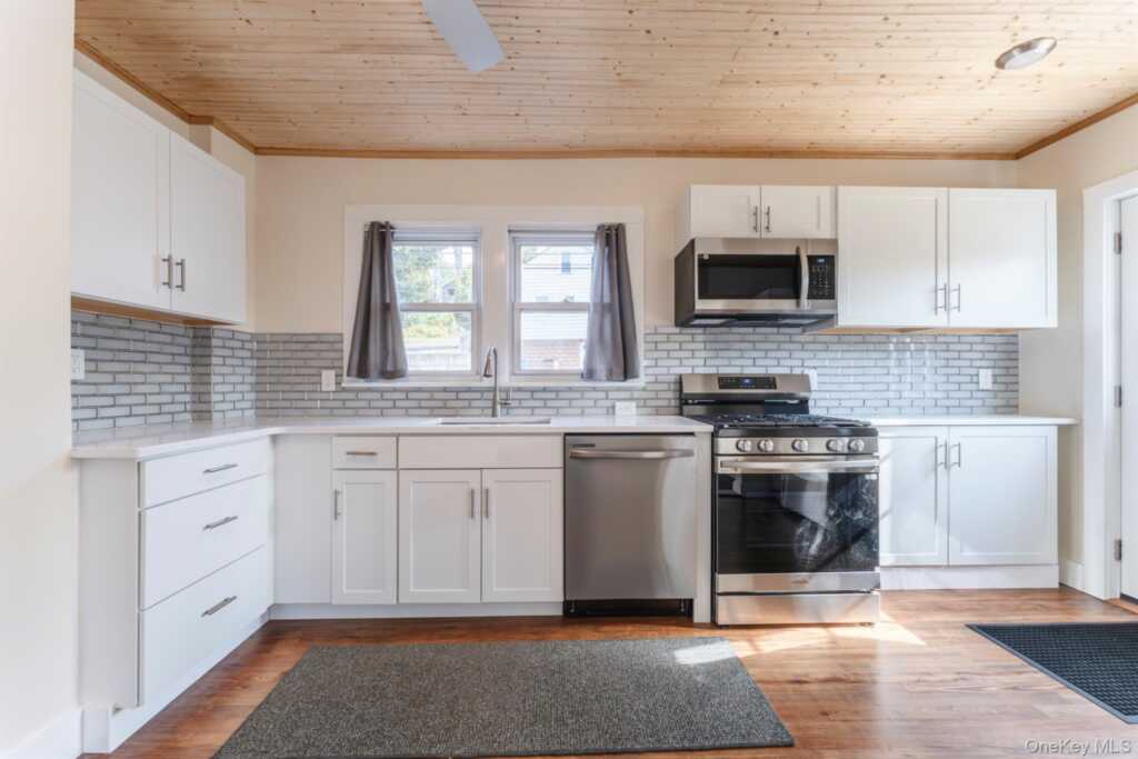 86 Stephan, Kingston, NY 12401 - Photo 18 of 39