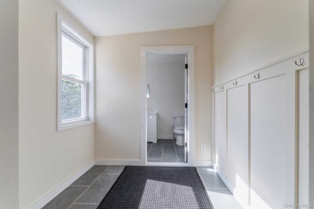 86 Stephan, Kingston, NY 12401 - Photo 20 of 39