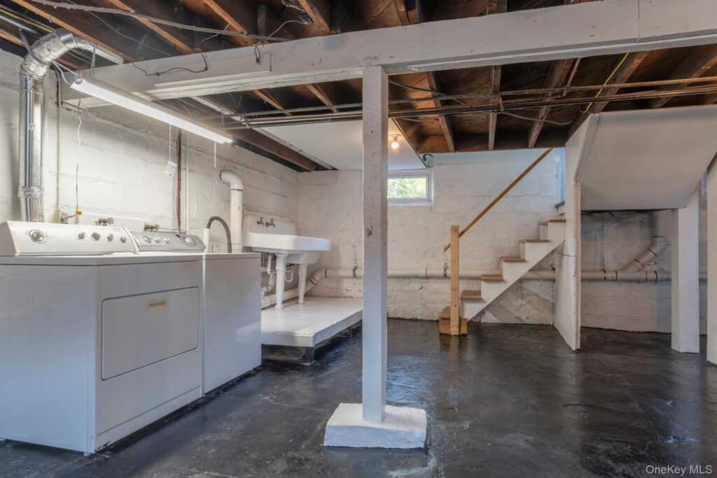 86 Stephan, Kingston, NY 12401 - Photo 33 of 39