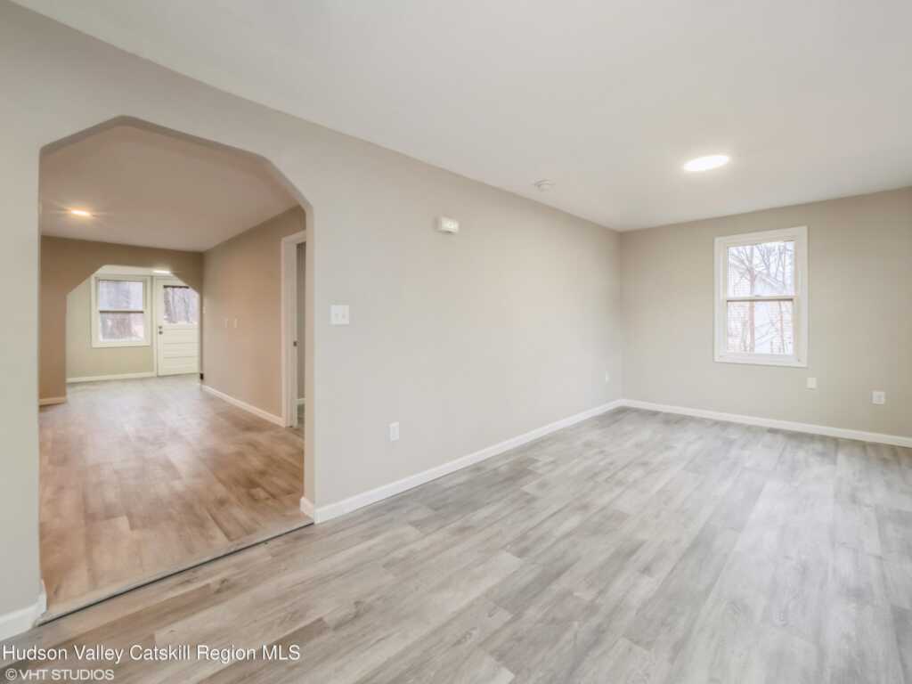931 Orlando Street, Kingston, NY 12401 - Photo 3 of 16