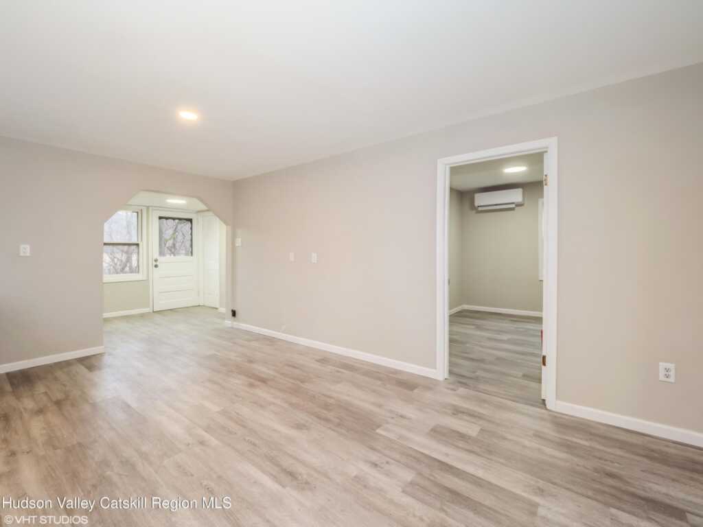 931 Orlando Street, Kingston, NY 12401 - Photo 5 of 16