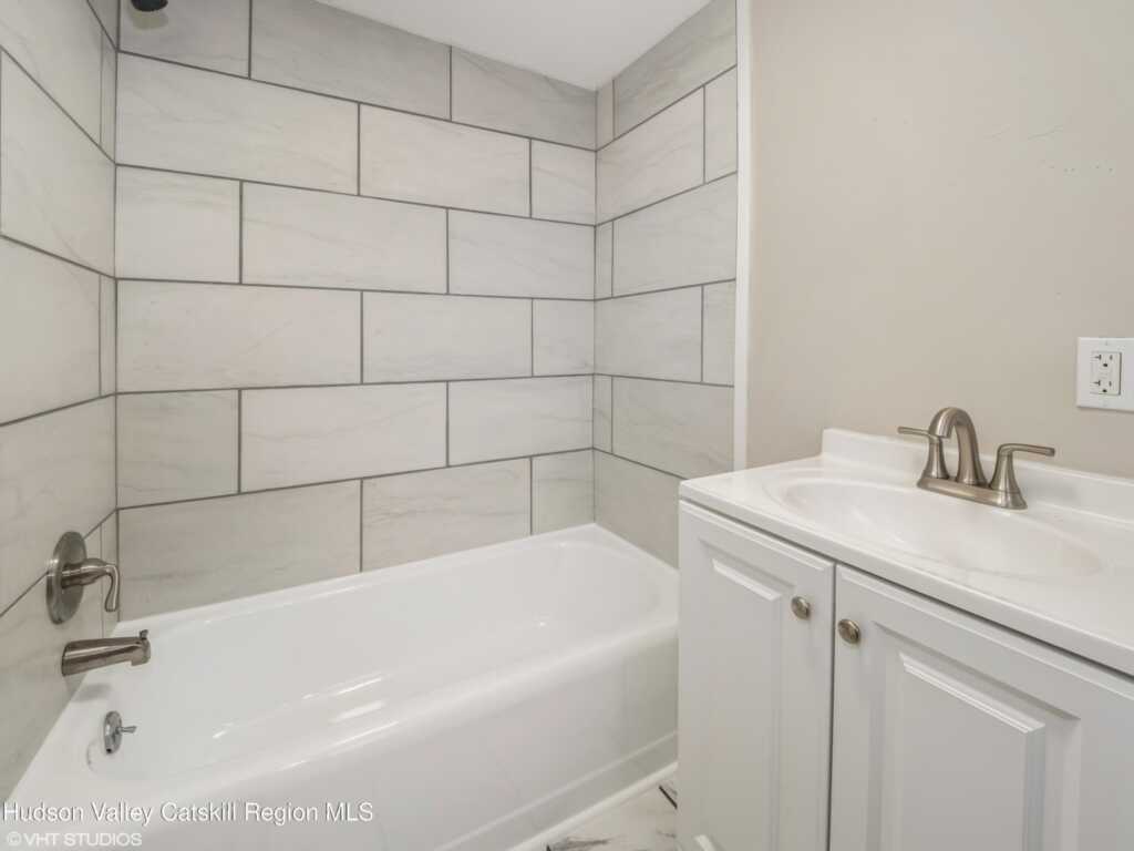 931 Orlando Street, Kingston, NY 12401 - Photo 9 of 16
