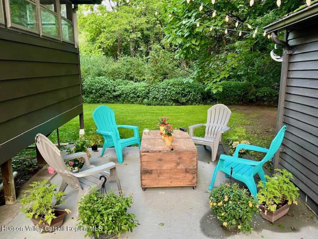 162 North Street, Kingston, NY 12401 - Photo 4 of 24