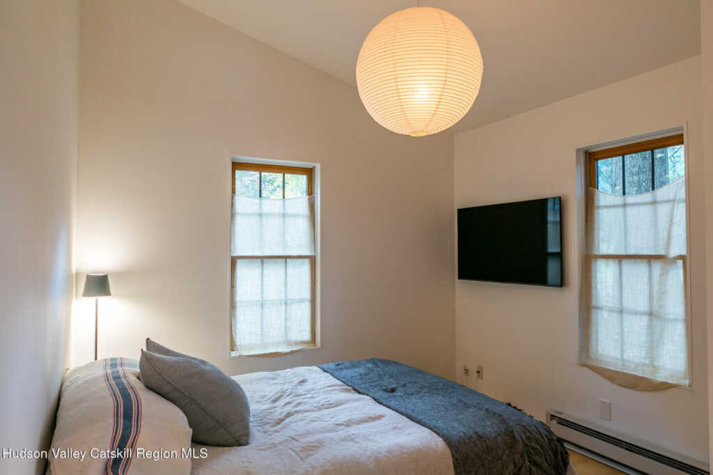 146 Glenerie Boulevard, Saugerties, NY 12477 - Photo 18 of 32