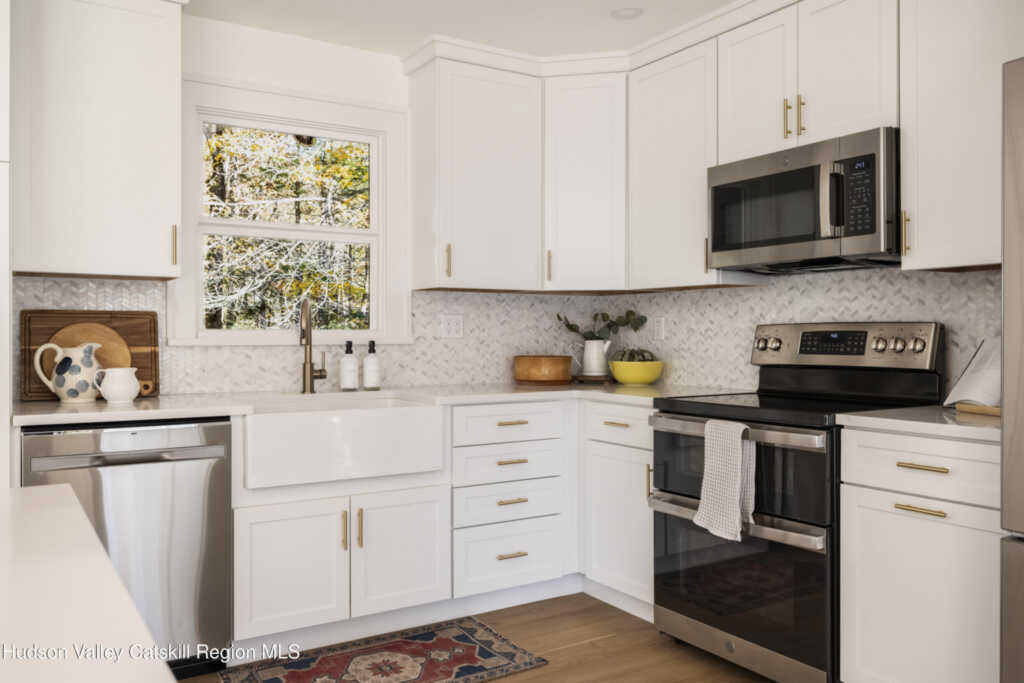 4 Munchkin Lane, Woodstock, NY 12498 - Photo 14 of 35