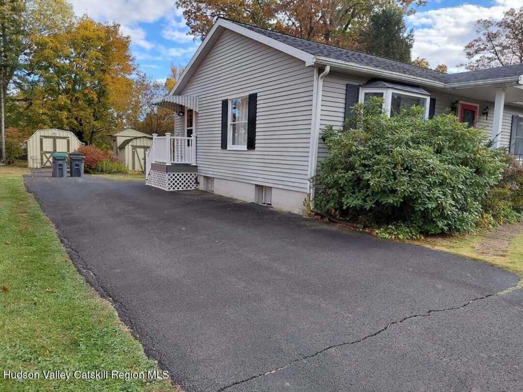 1130 Mountain View Court, Kingston, NY 12401 - Photo 12 of 25