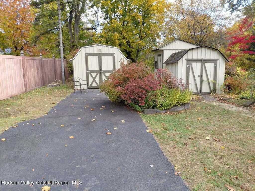 1130 Mountain View Court, Kingston, NY 12401 - Photo 2 of 25