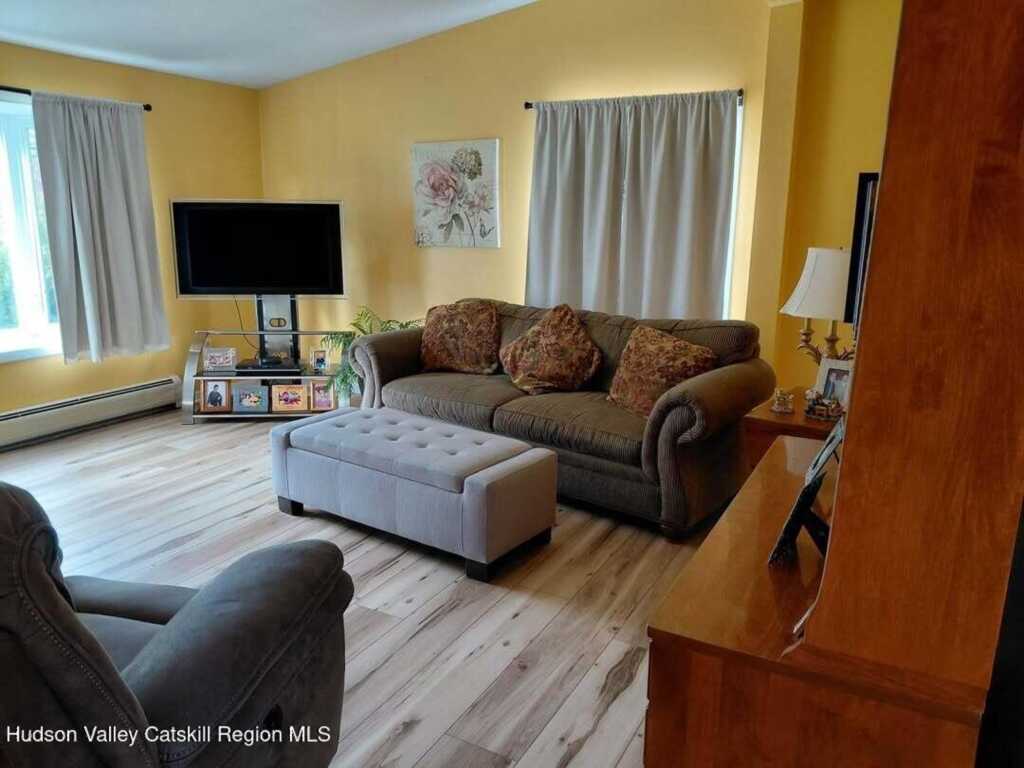 1130 Mountain View Court, Kingston, NY 12401 - Photo 21 of 25