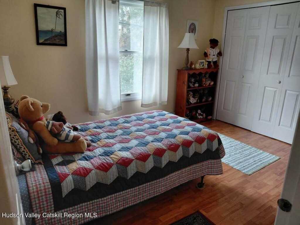 1130 Mountain View Court, Kingston, NY 12401 - Photo 9 of 25