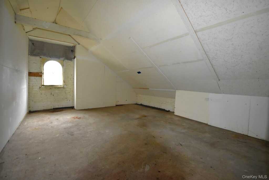 51 Henry Street, Kingston, NY 12401 - Photo 26 of 32