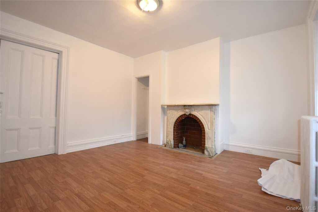 51 Henry Street, Kingston, NY 12401 - Photo 5 of 32