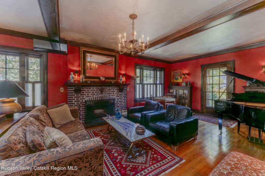 256 Albany Avenue, Kingston, NY 12401 - Photo 10 of 50