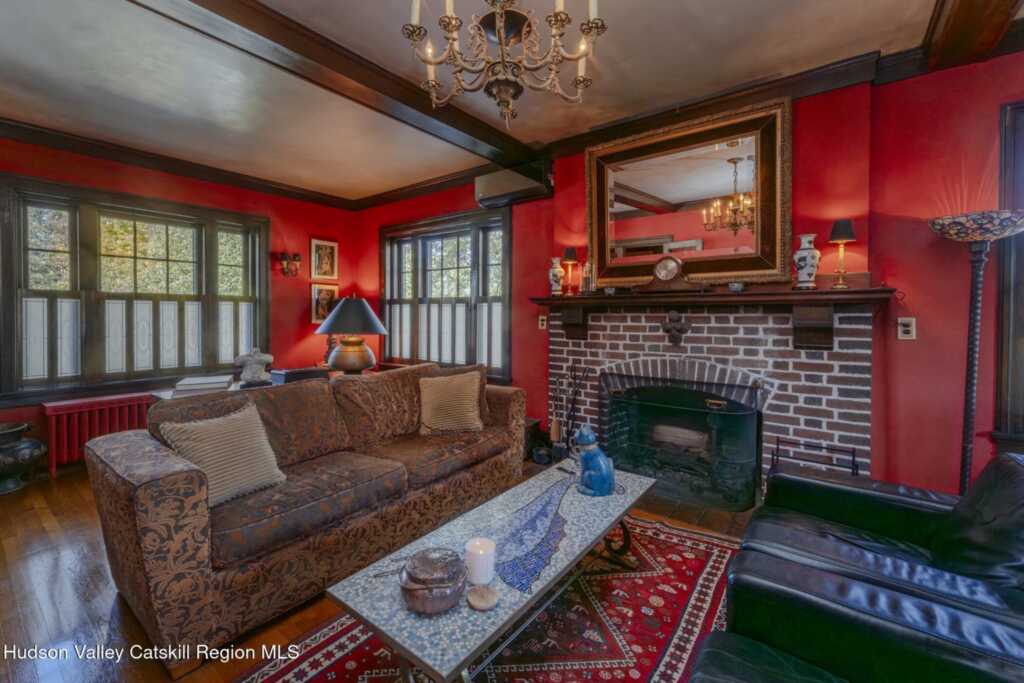 256 Albany Avenue, Kingston, NY 12401 - Photo 11 of 50