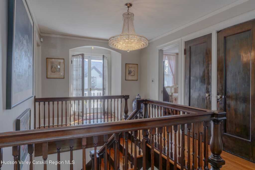 256 Albany Avenue, Kingston, NY 12401 - Photo 32 of 50