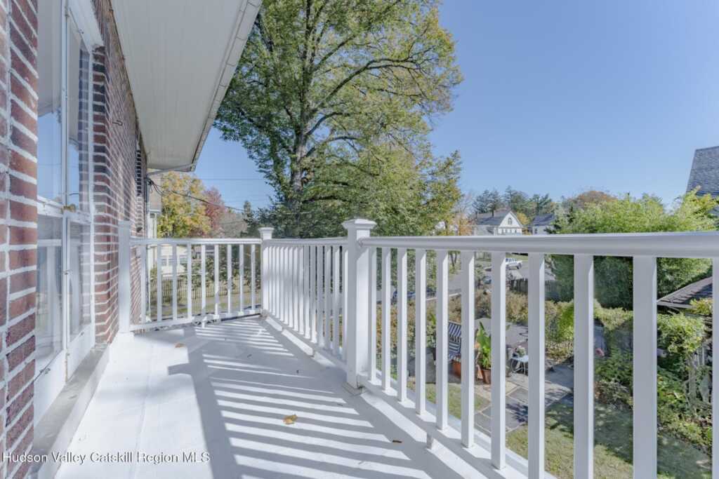 256 Albany Avenue, Kingston, NY 12401 - Photo 35 of 50