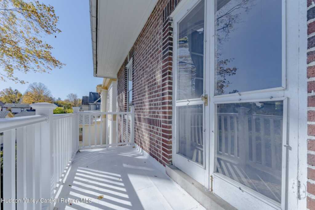 256 Albany Avenue, Kingston, NY 12401 - Photo 37 of 50