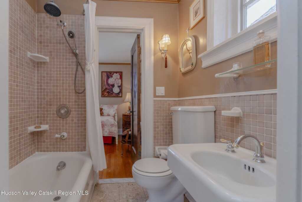 256 Albany Avenue, Kingston, NY 12401 - Photo 48 of 50