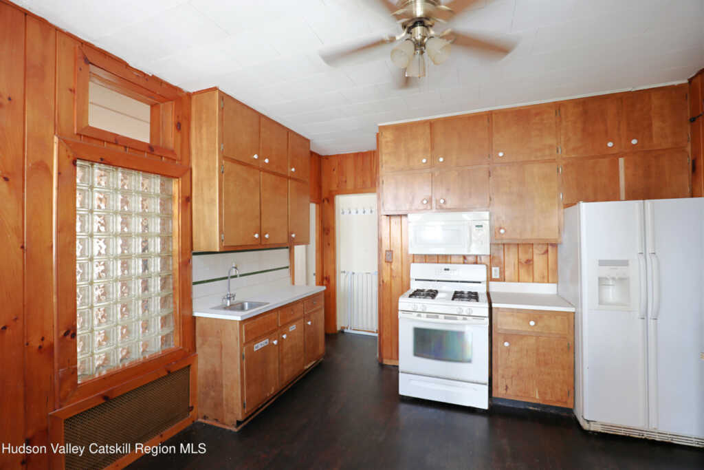 23 Lafayette Street, Saugerties, NY 12477 - Photo 15 of 38