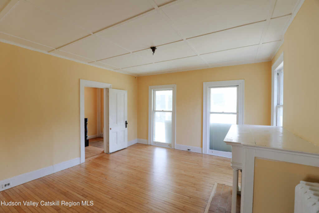 23 Lafayette Street, Saugerties, NY 12477 - Photo 4 of 38