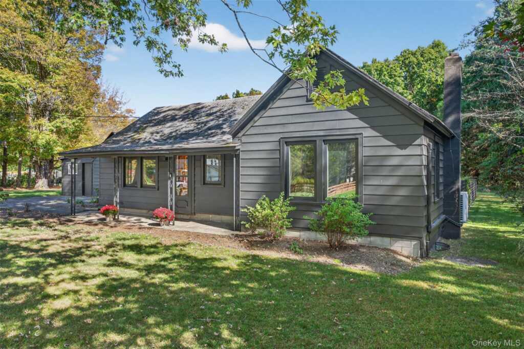 718 Springtown Road, Rosendale, NY 12486