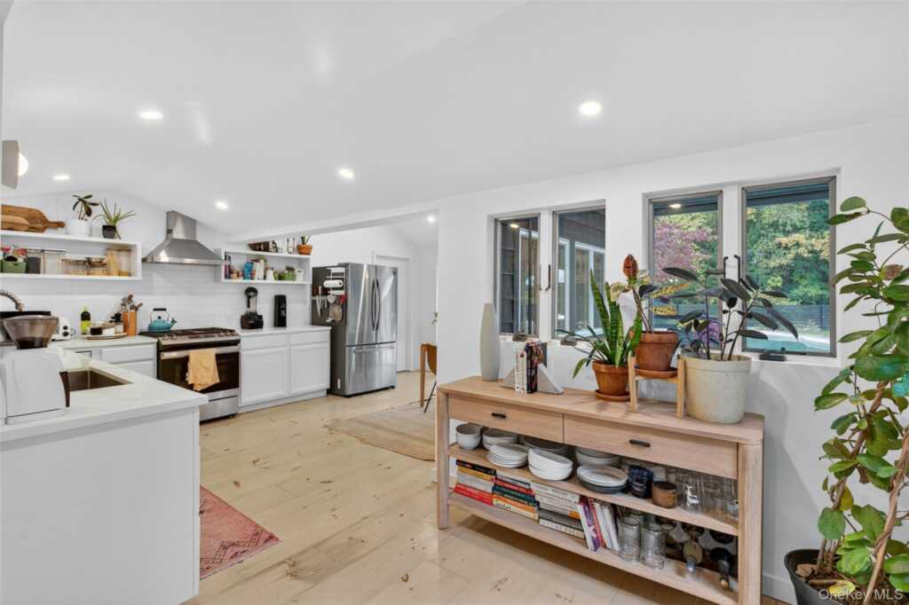 718 Springtown Road, Rosendale, NY 12486 - Photo 12 of 31