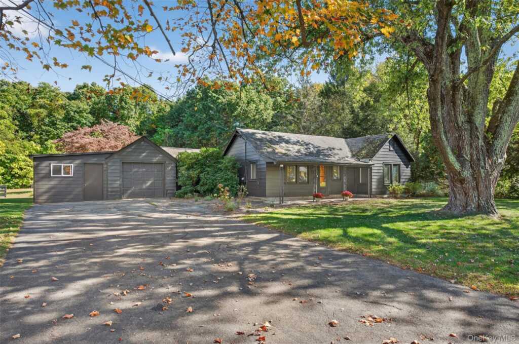 718 Springtown Road, Rosendale, NY 12486 - Photo 2 of 31