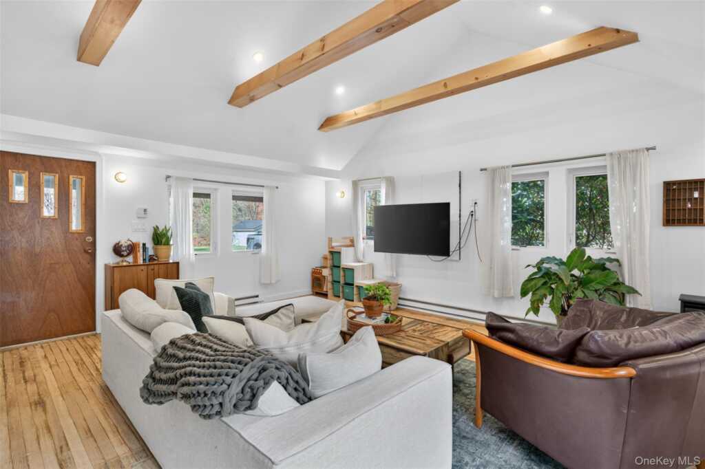 718 Springtown Road, Rosendale, NY 12486 - Photo 6 of 31