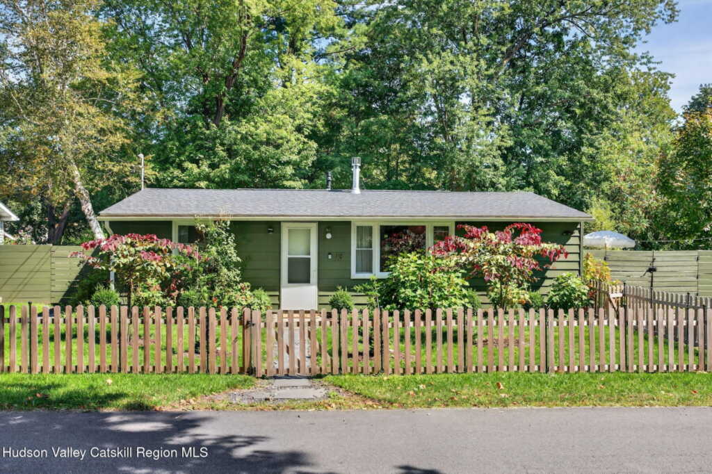 29 Yerry Hill Road, Woodstock, NY 12498