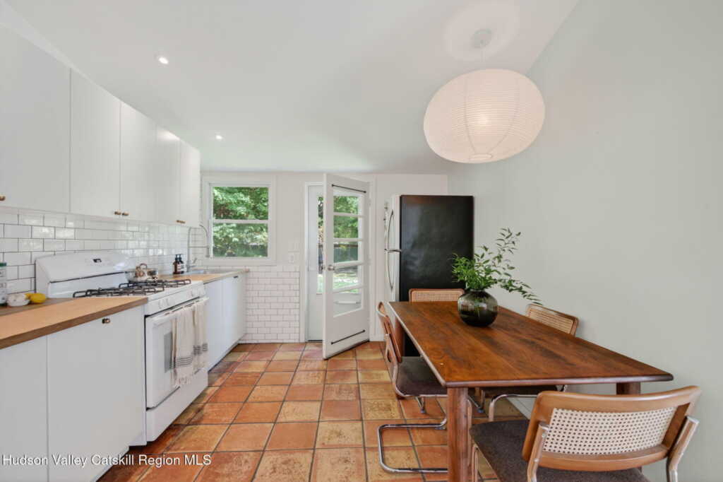 29 Yerry Hill Road, Woodstock, NY 12498 - Photo 11 of 28