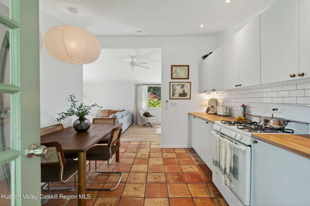 29 Yerry Hill Road, Woodstock, NY 12498 - Photo 13 of 28