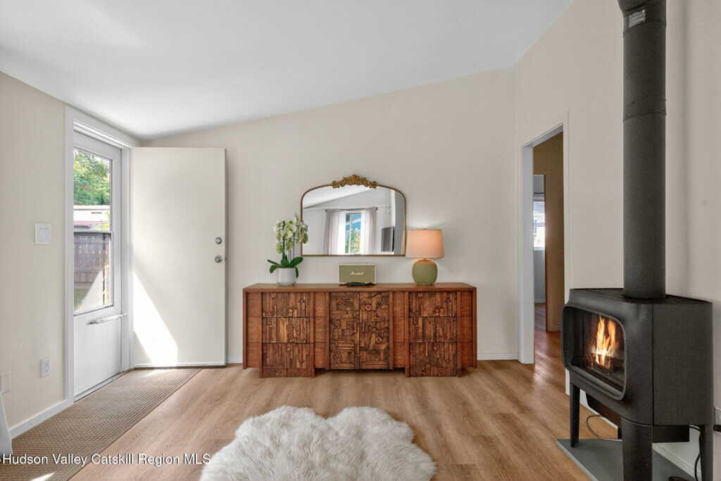 29 Yerry Hill Road, Woodstock, NY 12498 - Photo 3 of 28