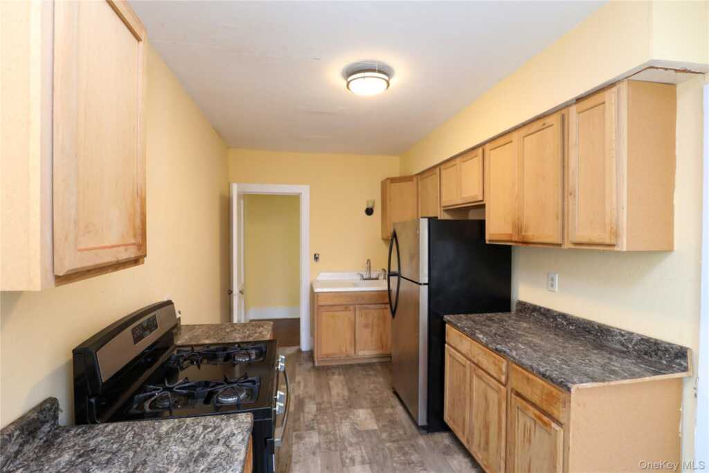 23 Lafayette Street, Saugerties, NY 12477 - Photo 26 of 39