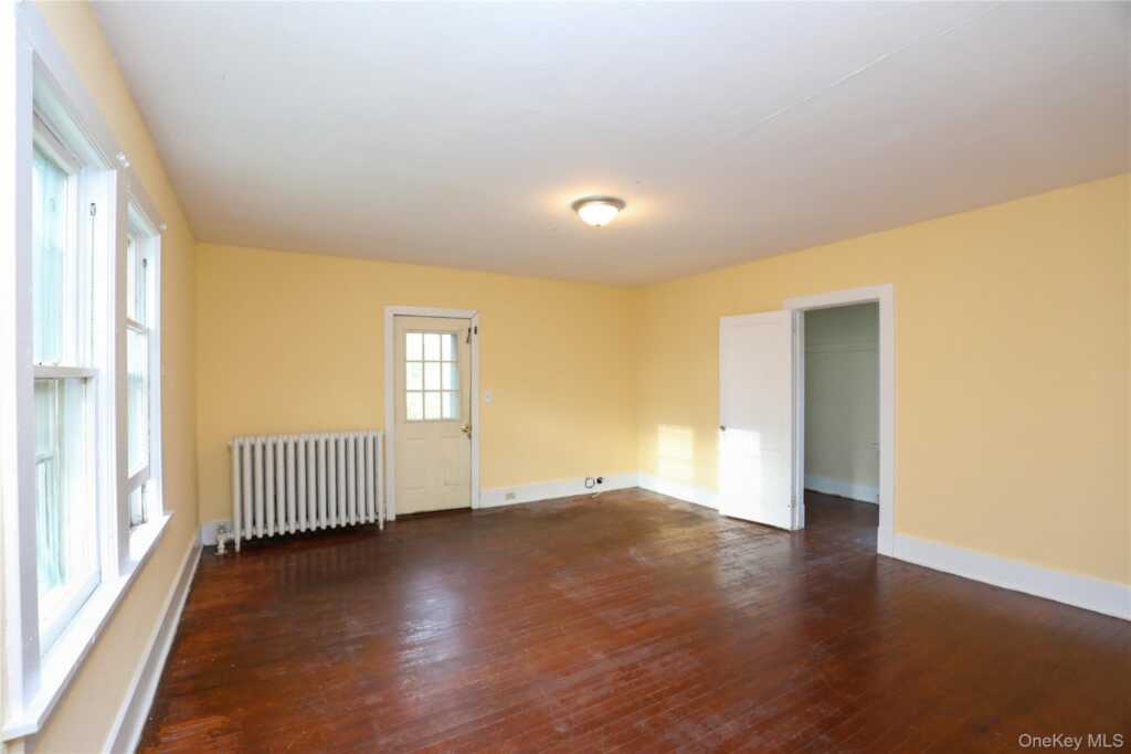 23 Lafayette Street, Saugerties, NY 12477 - Photo 31 of 39