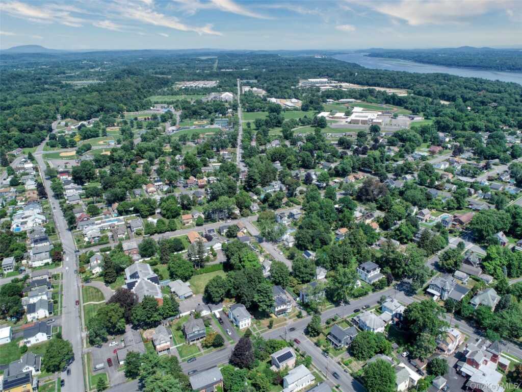 23 Lafayette Street, Saugerties, NY 12477 - Photo 33 of 39