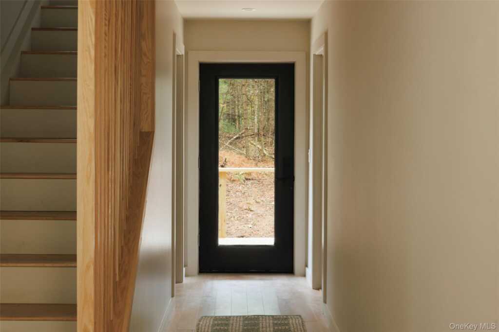 210 Dutchtown Road, Saugerties, NY 12477 - Photo 6 of 27