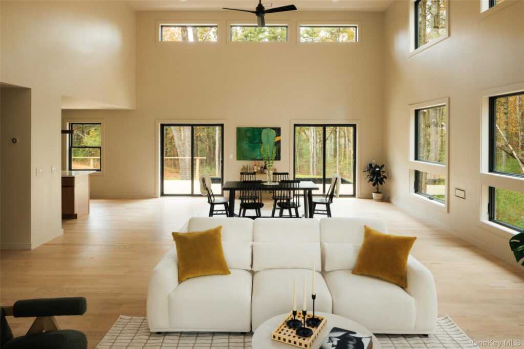 210 Dutchtown Road, Saugerties, NY 12477 - Photo 9 of 27