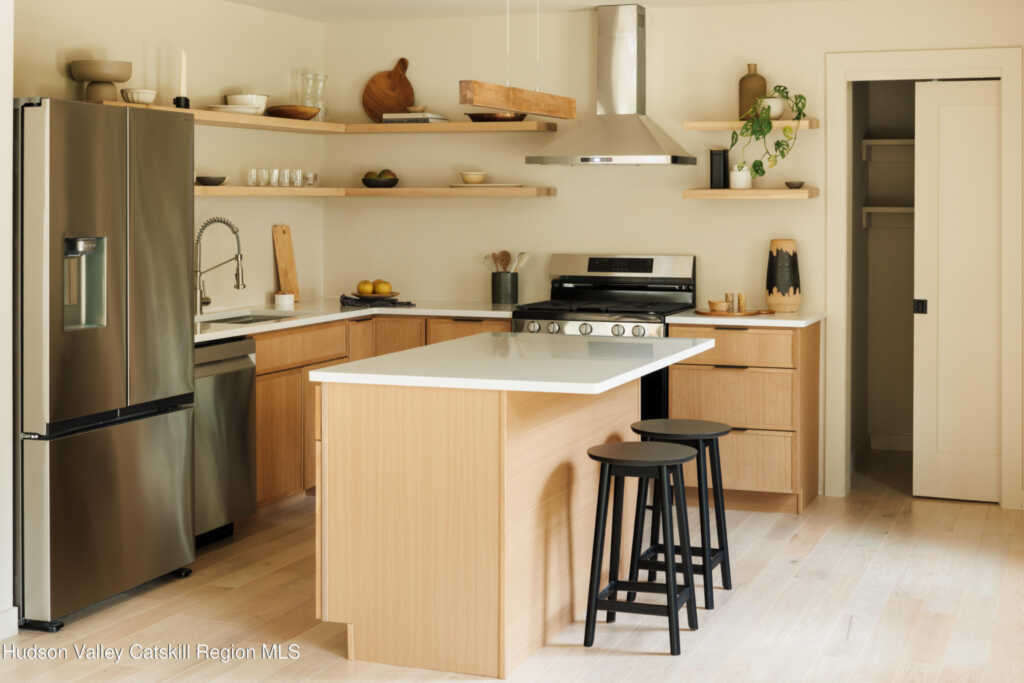 210 Dutchtown Road, Saugerties, NY 12477 - Photo 15 of 27