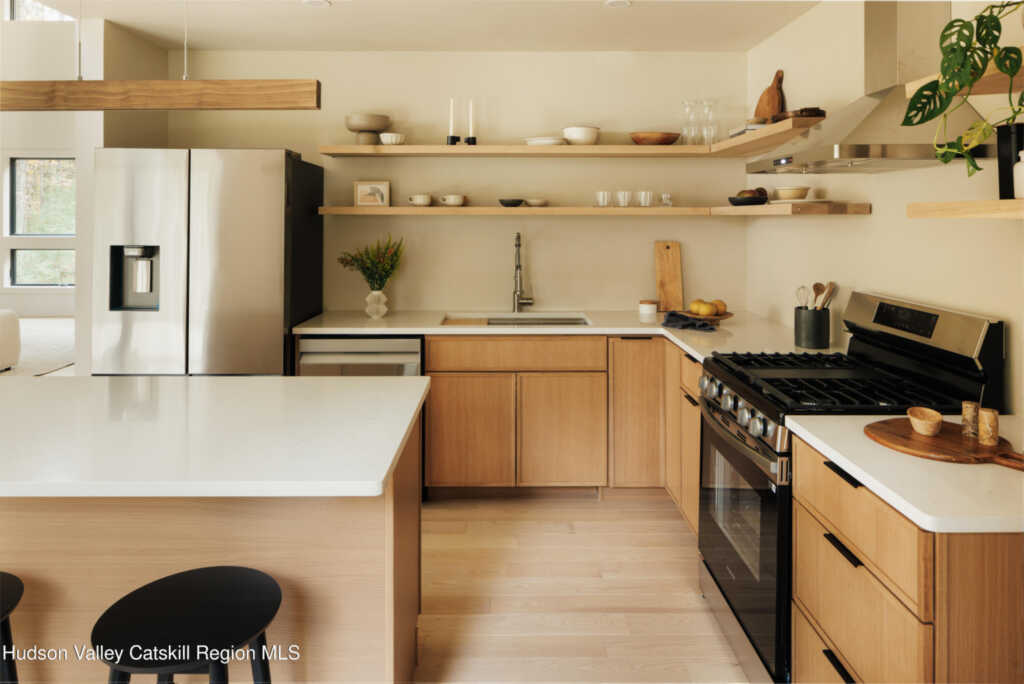 210 Dutchtown Road, Saugerties, NY 12477 - Photo 16 of 27