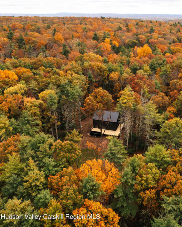 210 Dutchtown Road, Saugerties, NY 12477 - Photo 2 of 27