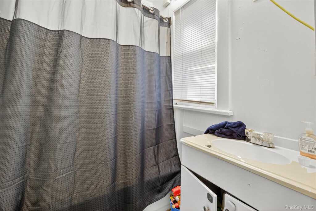 170 Downs Street, Kingston, NY 12401 - Photo 21 of 27