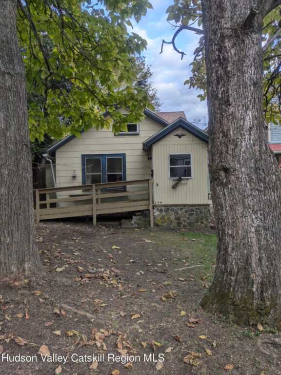 179 Glen Street, Kingston, NY 12401 - Photo 2 of 27