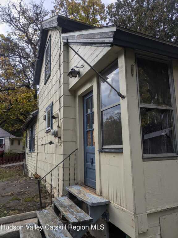 179 Glen Street, Kingston, NY 12401 - Photo 4 of 27