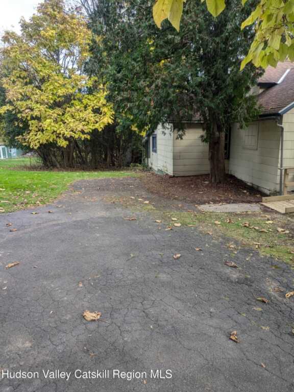 179 Glen Street, Kingston, NY 12401 - Photo 5 of 27