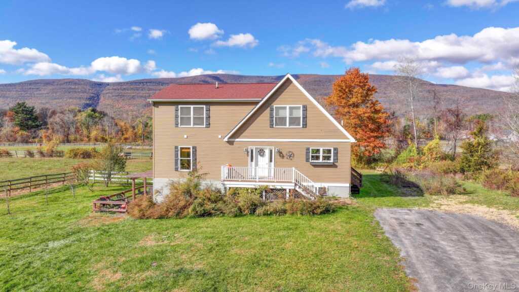 3837 Route 32, Saugerties, NY 12477