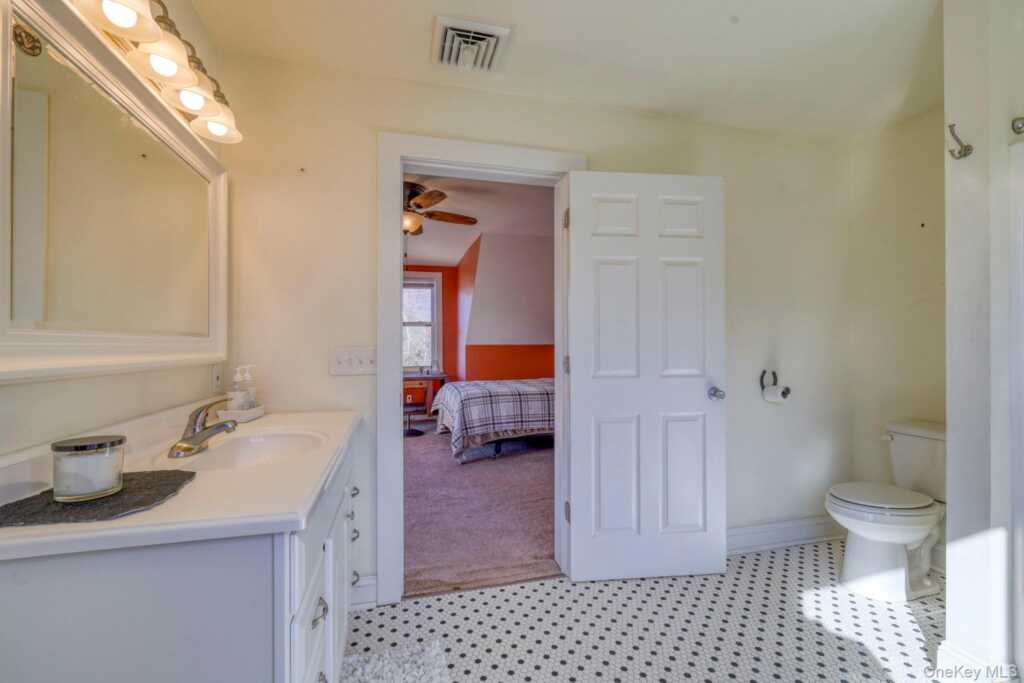 3837 Route 32, Saugerties, NY 12477 - Photo 24 of 40